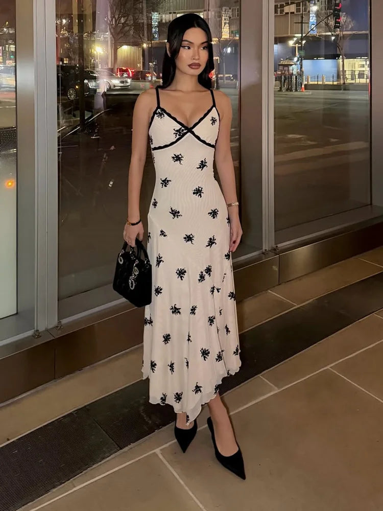 Patchwork Lace Midi Dress With Halter Neck And Backless Silhouette