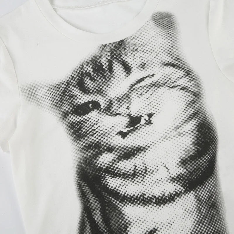 Animal Print Crop Top In White Slim Fit Crewneck Tee For Casual Vintage Vibe Everyday Chic
