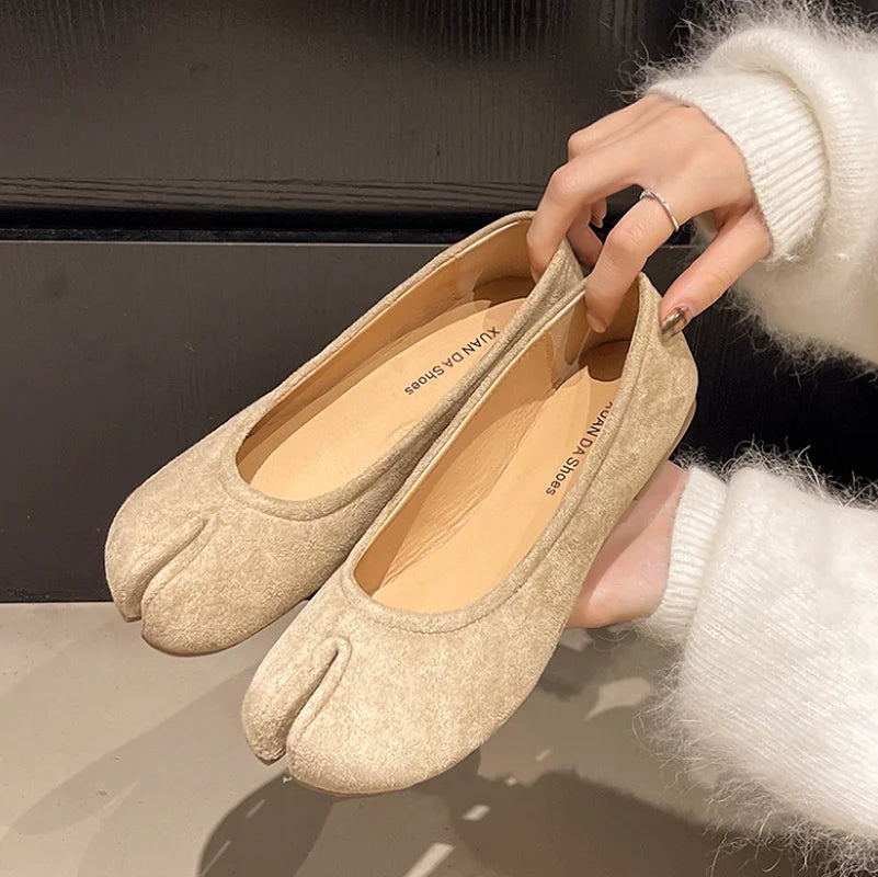 Tabi Style Leather Flats For Women Cozy Split Toe Slip On Shoes