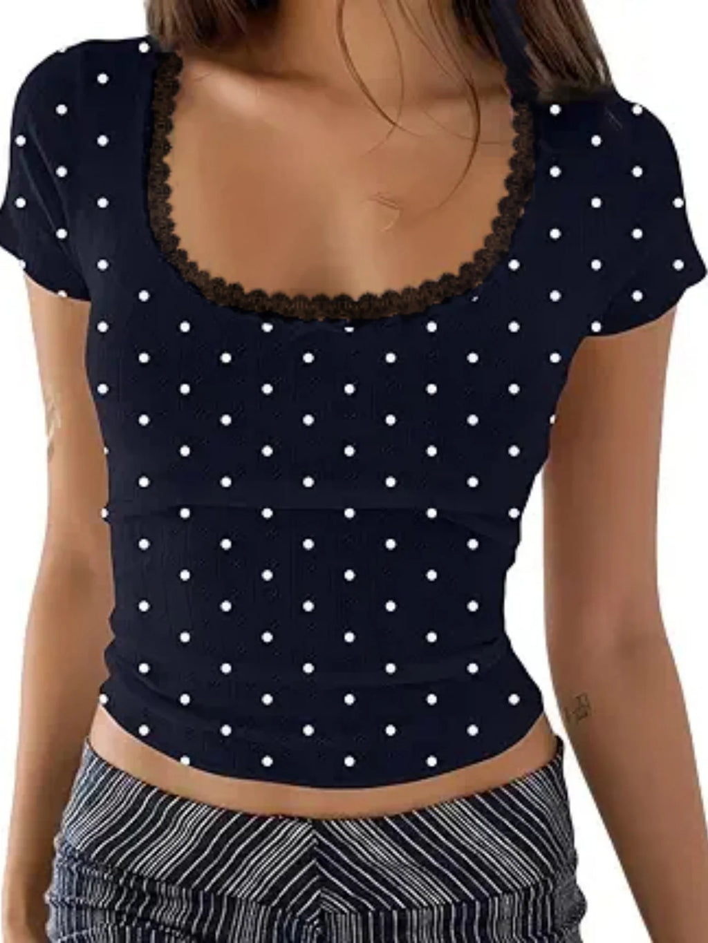 Y2K Polka Dot Crop Top With Lace Trim And Scoop Neck Short Sleeve Tee