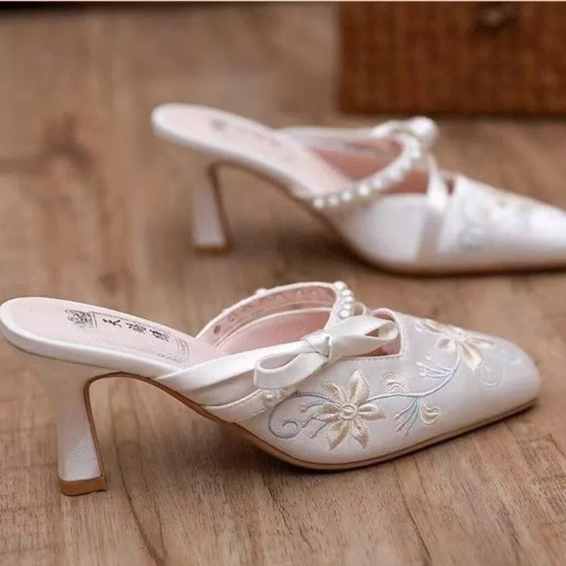 Romantic Bow Detail Square Toe Heels