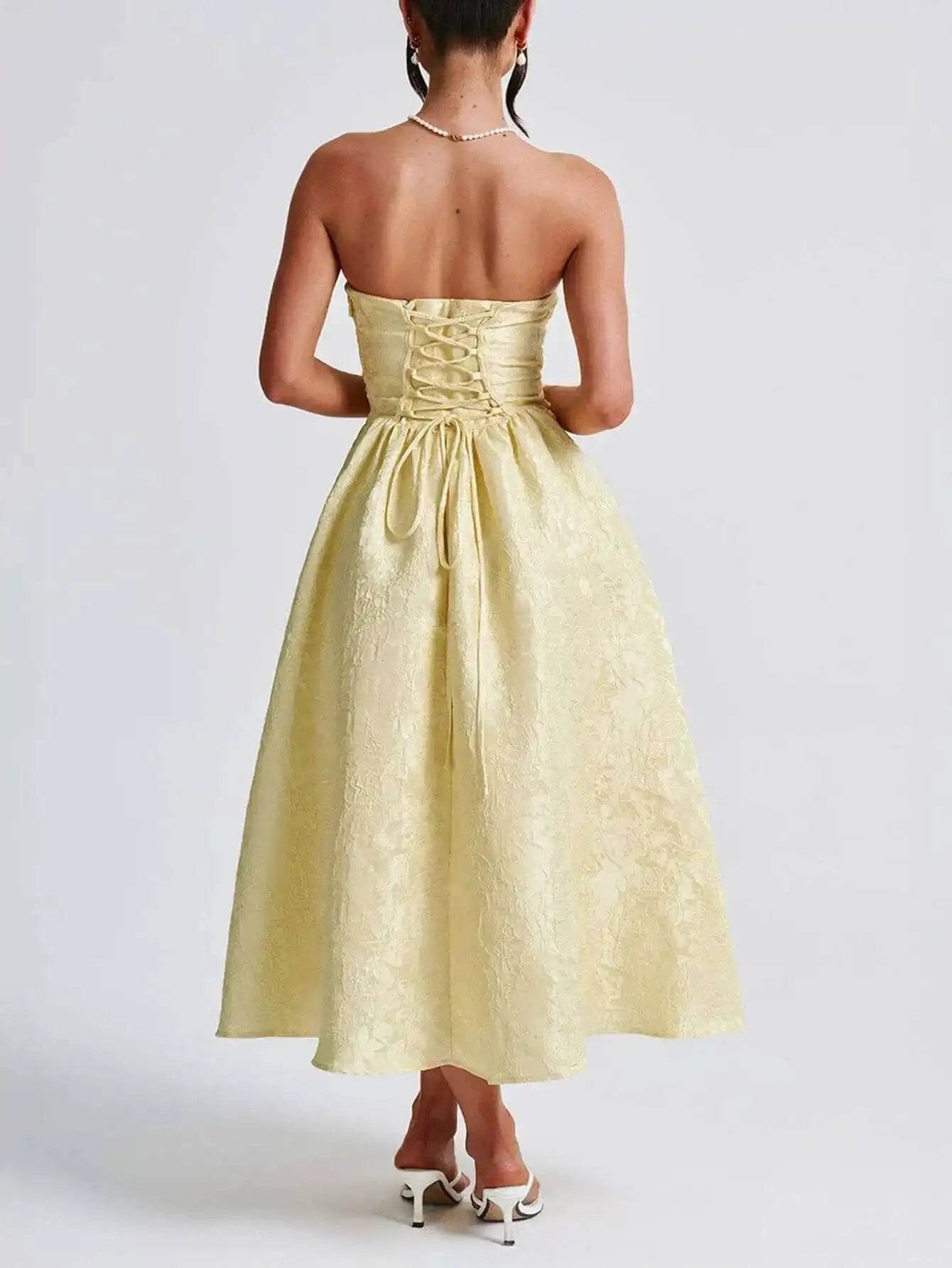 Backless Halter Evening Dress With Lace Jacquard For Elegant Special Occasions