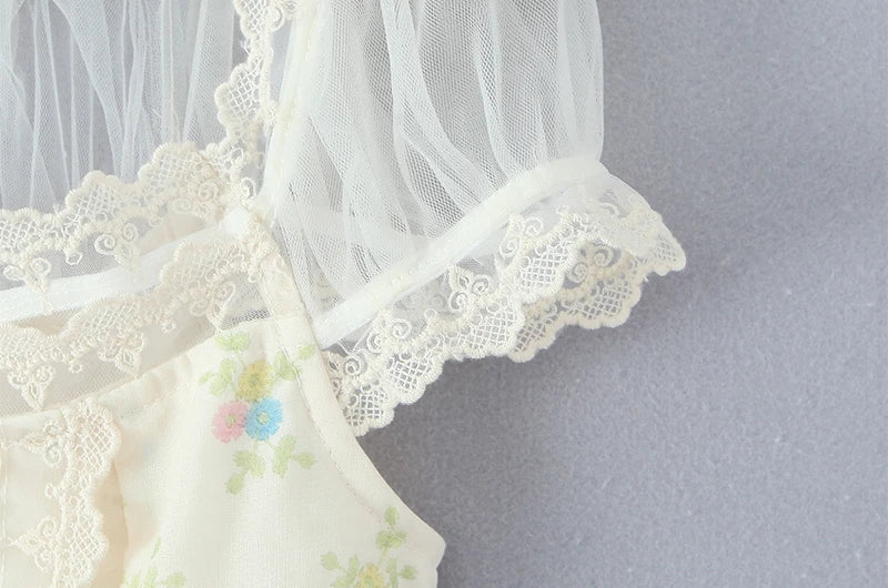 Sweet Floral Print Chic Lace Short Blouses Vintage Square Collar Puff Sleeve Slim Shirt