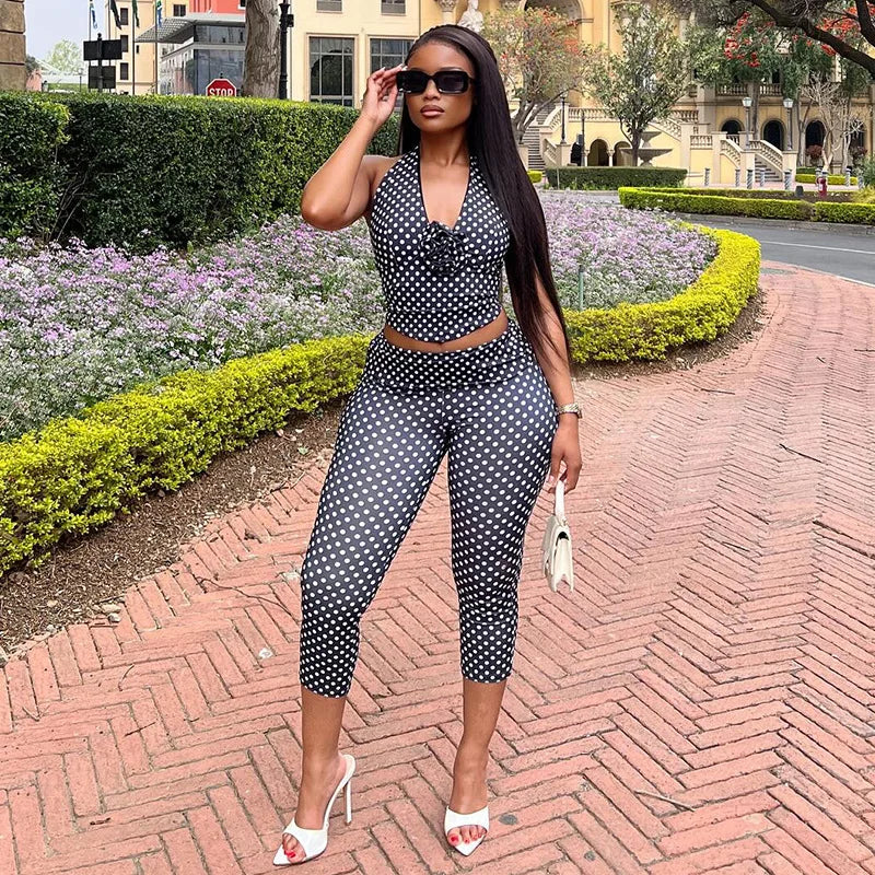 Polka Dot Print Halter Neck Crop Top And Floral Accent Two Piece Set