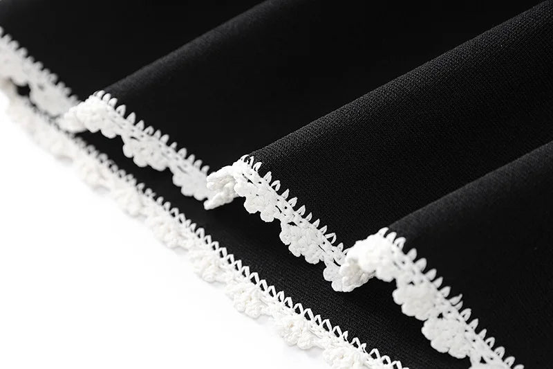 Black And White Skirt Set For Women With Elegant Contrast Design