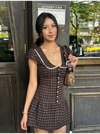 Vintage Gingham Dress With Peter Pan Collar And Lace Trim