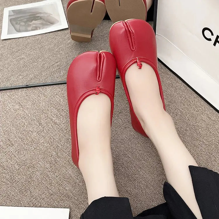 Tabi Style Leather Flats For Women Cozy Split Toe Slip On Shoes