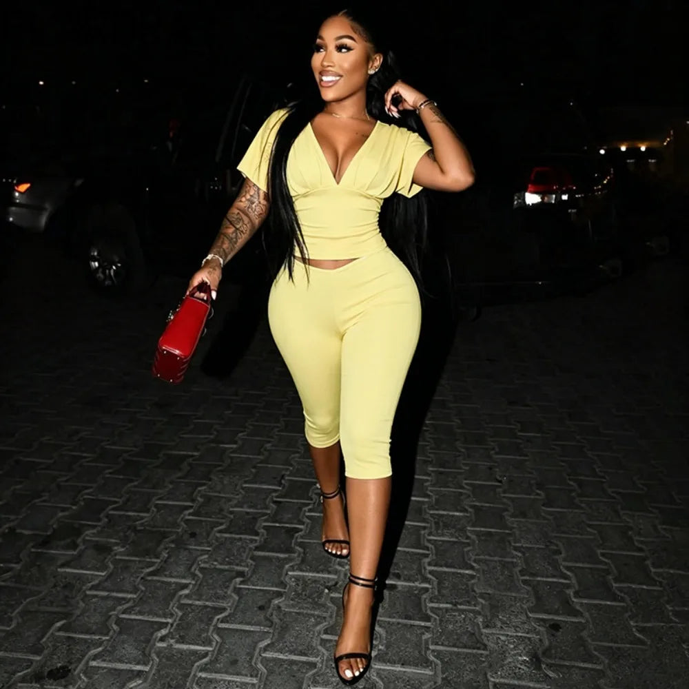 Two Piece Solid Color Set With Deep V Neck Ruched Crop Top And Capri Pants
