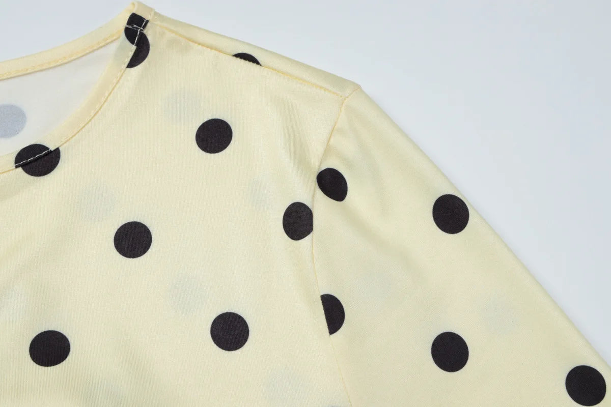 Yellow Dot Print O Neck Long Sleeve Tee Slim Fit Retro Streetwear