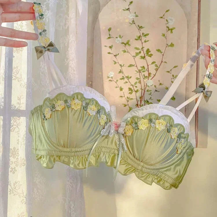 Retro Embroidered Luxurious Silk Satin Underwear Lace Sexy Top & Bra Set