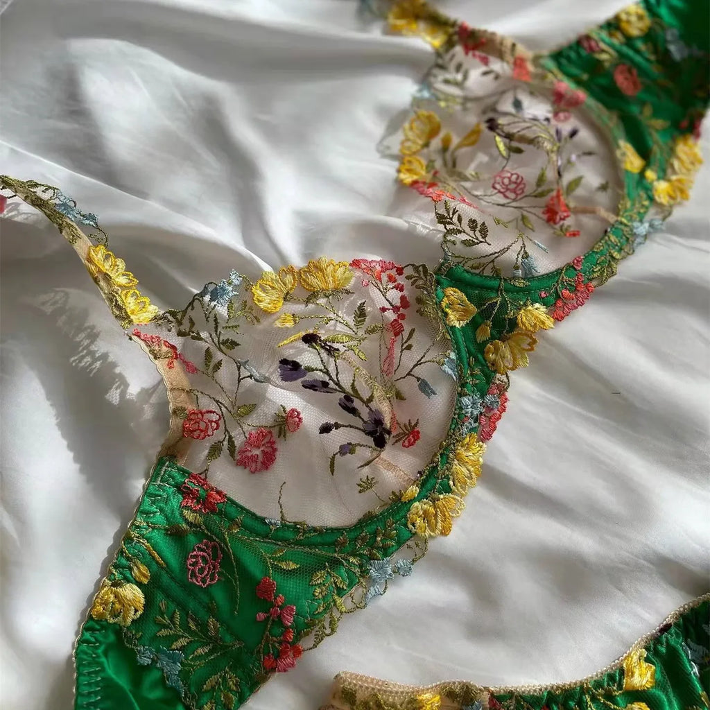 Countryside Embroidered Lingerie Set With Floral Patchwork Bra And Panty Details