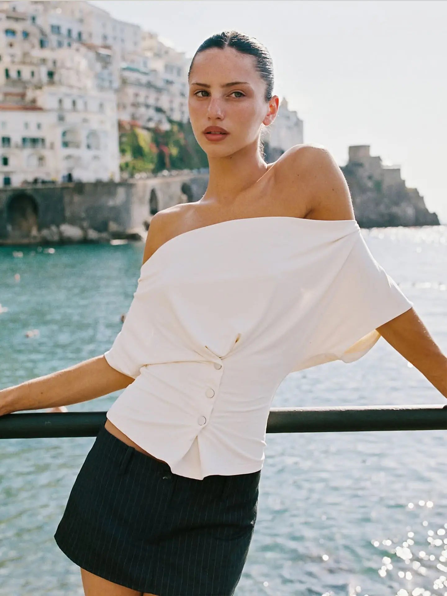 Waisted One-shoulder Irregular Cut Short-sleeved Top
