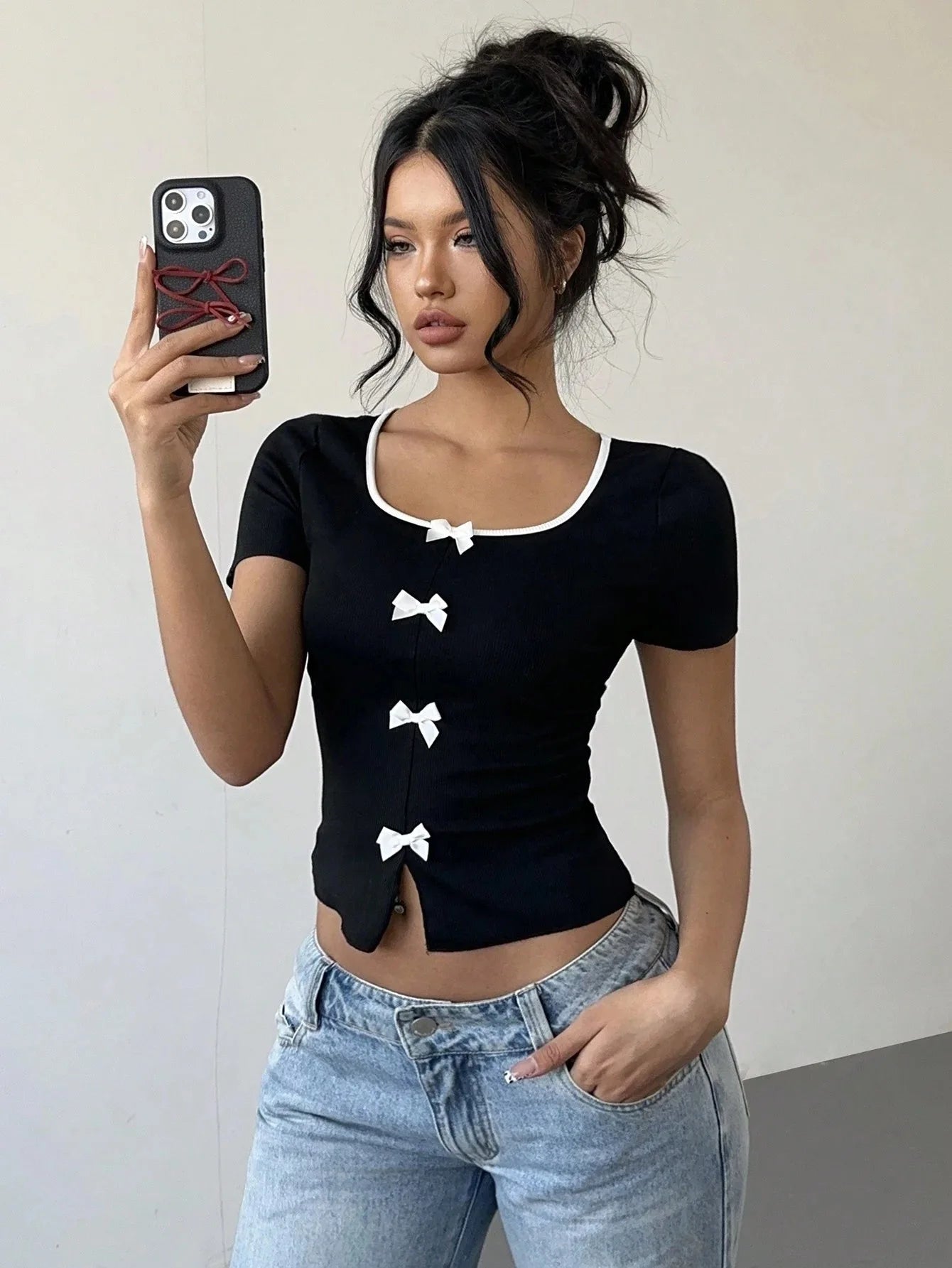 Square Neck Short Crop Top With Bow Black Bodycon Silhouette