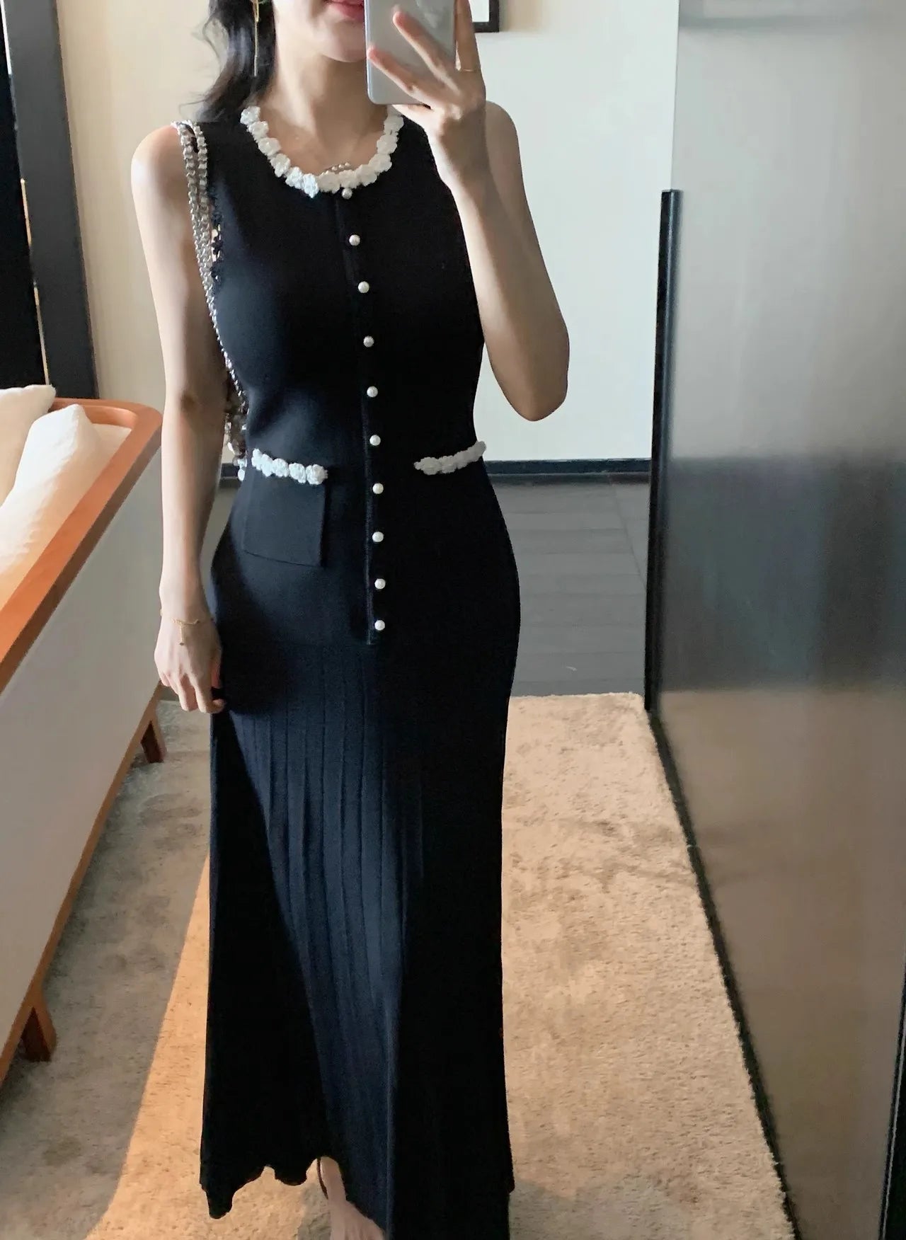 Floral Pearl Knit Maxi Dress Sleeveless O-Neck With Pleated Details