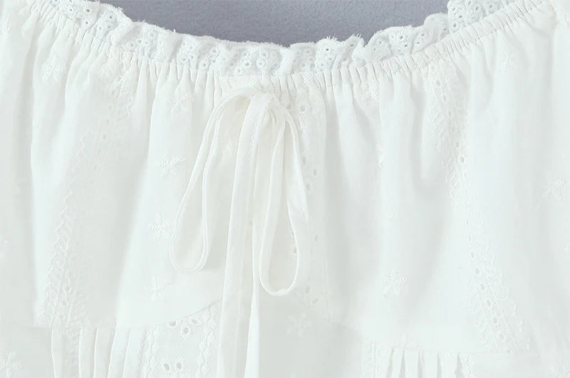 Women Sweet Lace Patchwork Bow Tied Blouses French Slash Neck Short Sleeve
