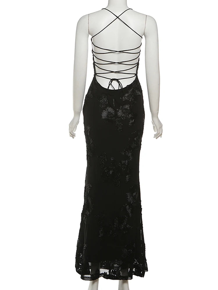 Chic Floral Embroidered Backless Maxi Dress With Low Neck And Crossback