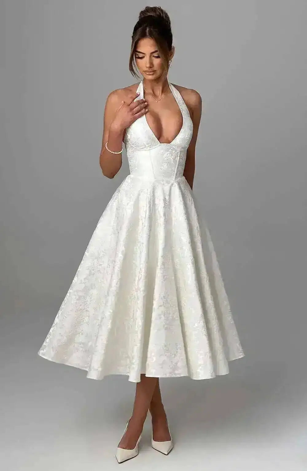 Backless Halter Evening Dress With Lace Jacquard For Elegant Special Occasions