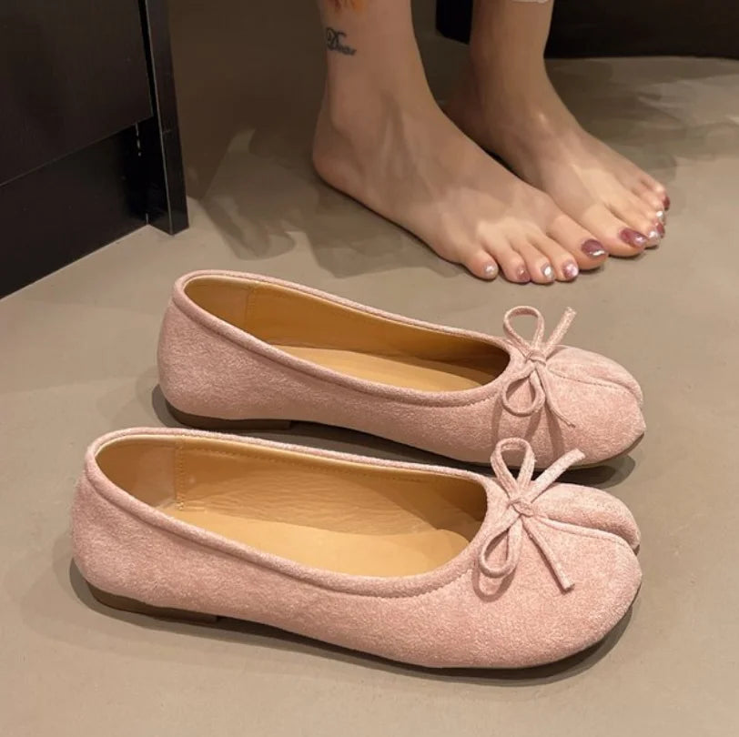 Tabi Style Leather Flats For Women Cozy Split Toe Slip On Shoes
