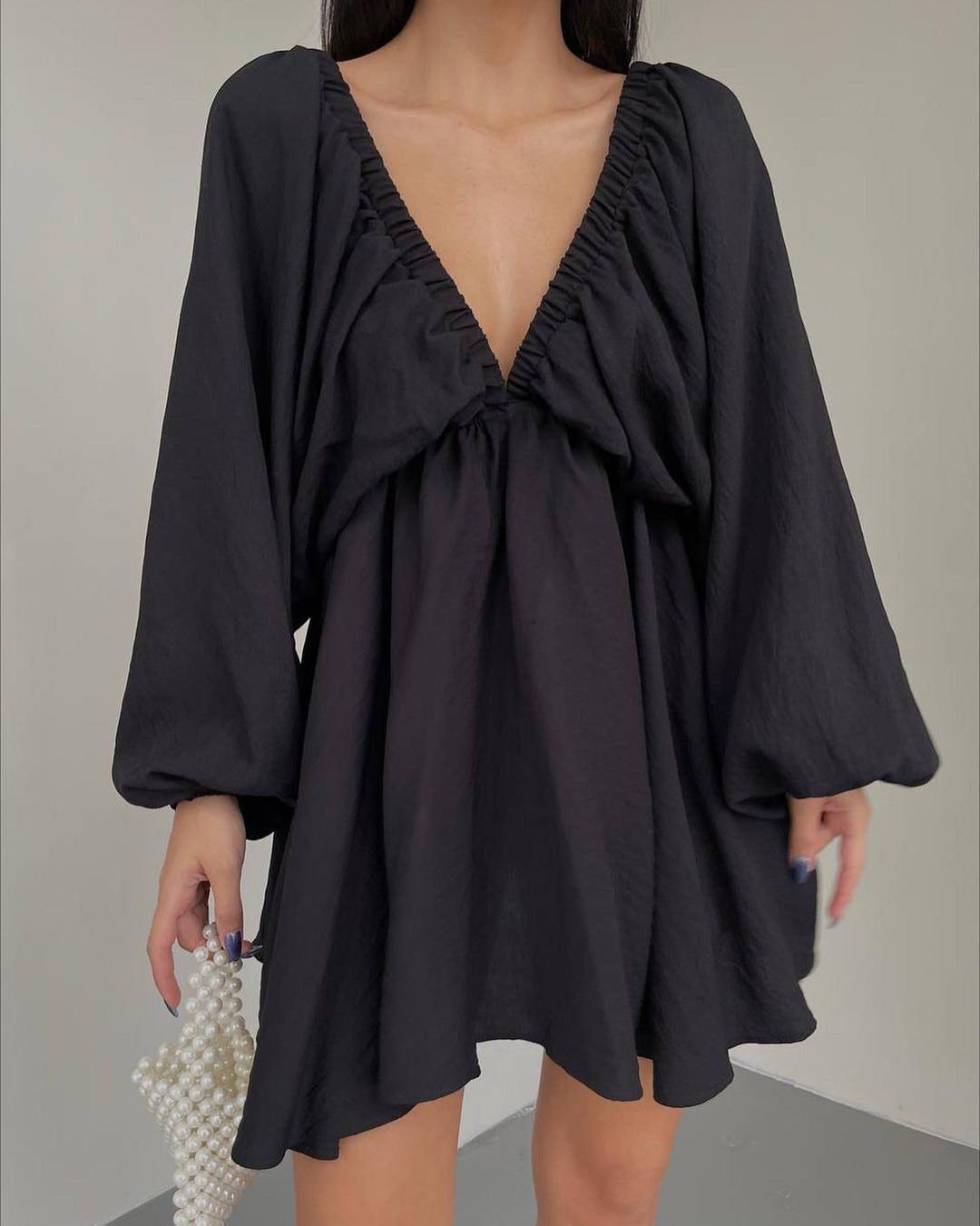 V Neck Lantern Sleeve Dress With Pleated Skirt