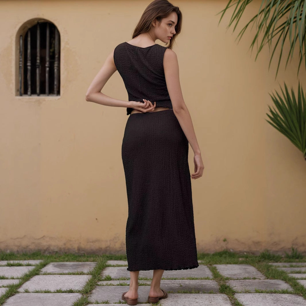 Two Piece Knitted Sleeveless Top And Long Skirt Set In Black