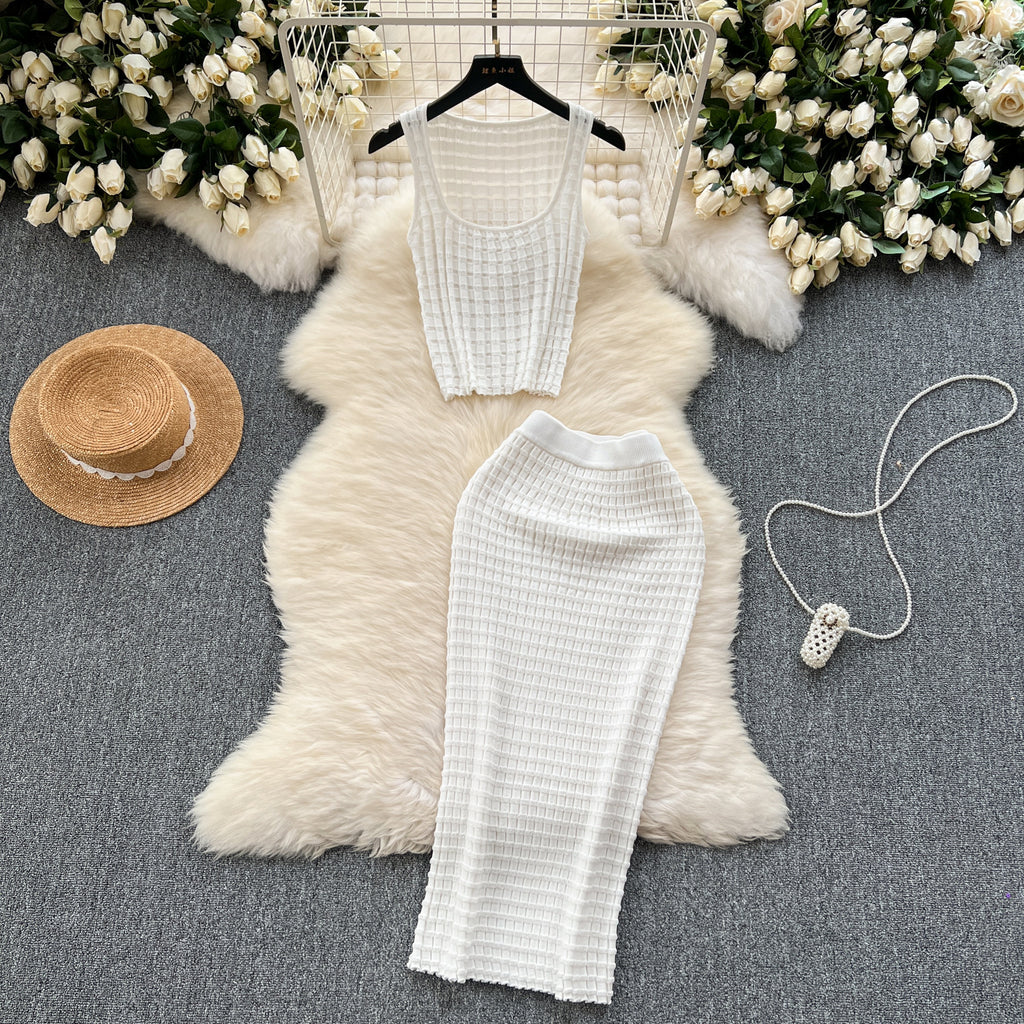 Elegant Chenille Knitted Top And Skirt Set Soft Textures