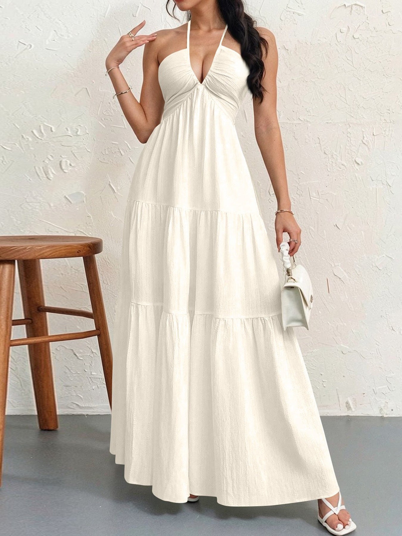 Backless Halter Neck A-Line Maxi Dress With Pleated Skirt For Beach Vacation