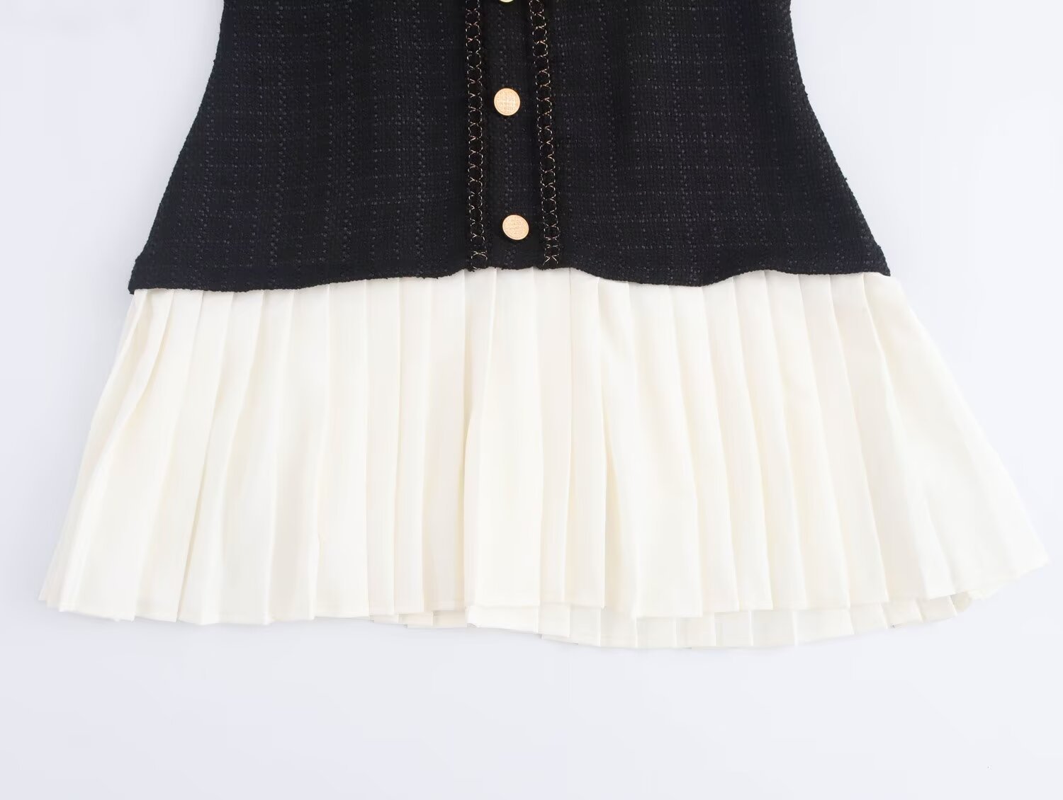 Retro Pleated Dress With Patchwork Stitching And Wide Waist