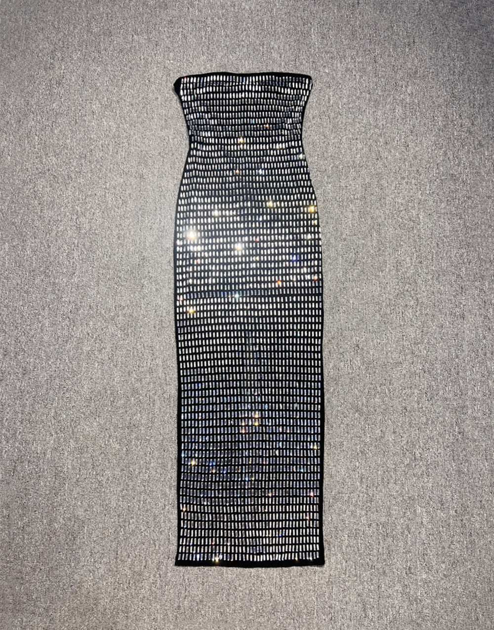 Elegant Banquet Evening Gown With Tube Top And Sleek Tight Skirt In Solid Colors